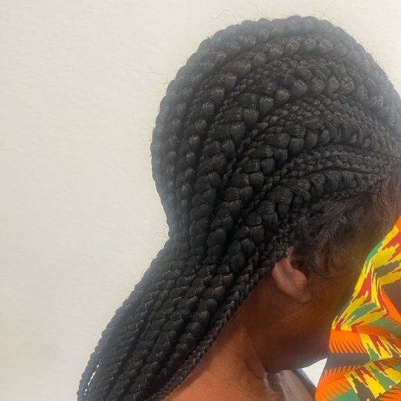 Braided Wig - Picture 9 of 11